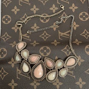 Multi colored necklace